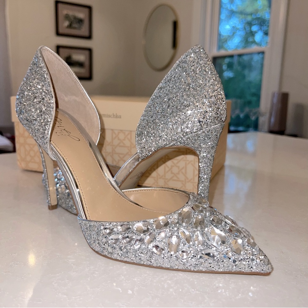 Badgley Mischka Upton Silver Pump